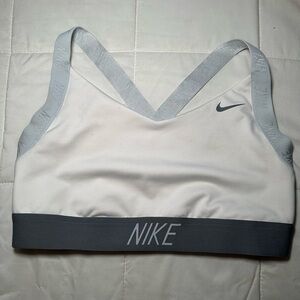 Nike sportsbra